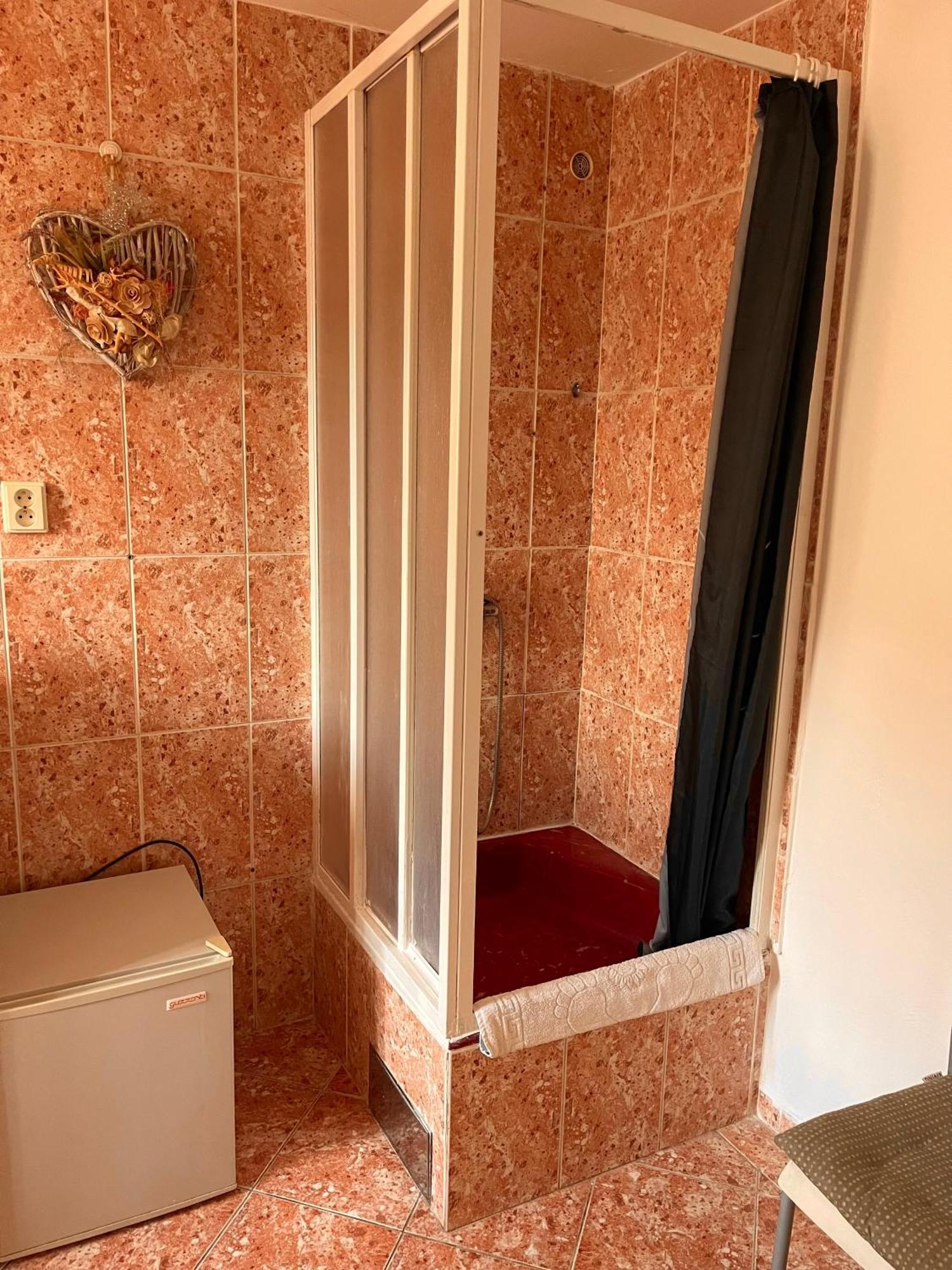 Penzion Trojna Lednice-Vhodne Na Svatby,Rodinne Akce,Teambuilding المظهر الخارجي الصورة